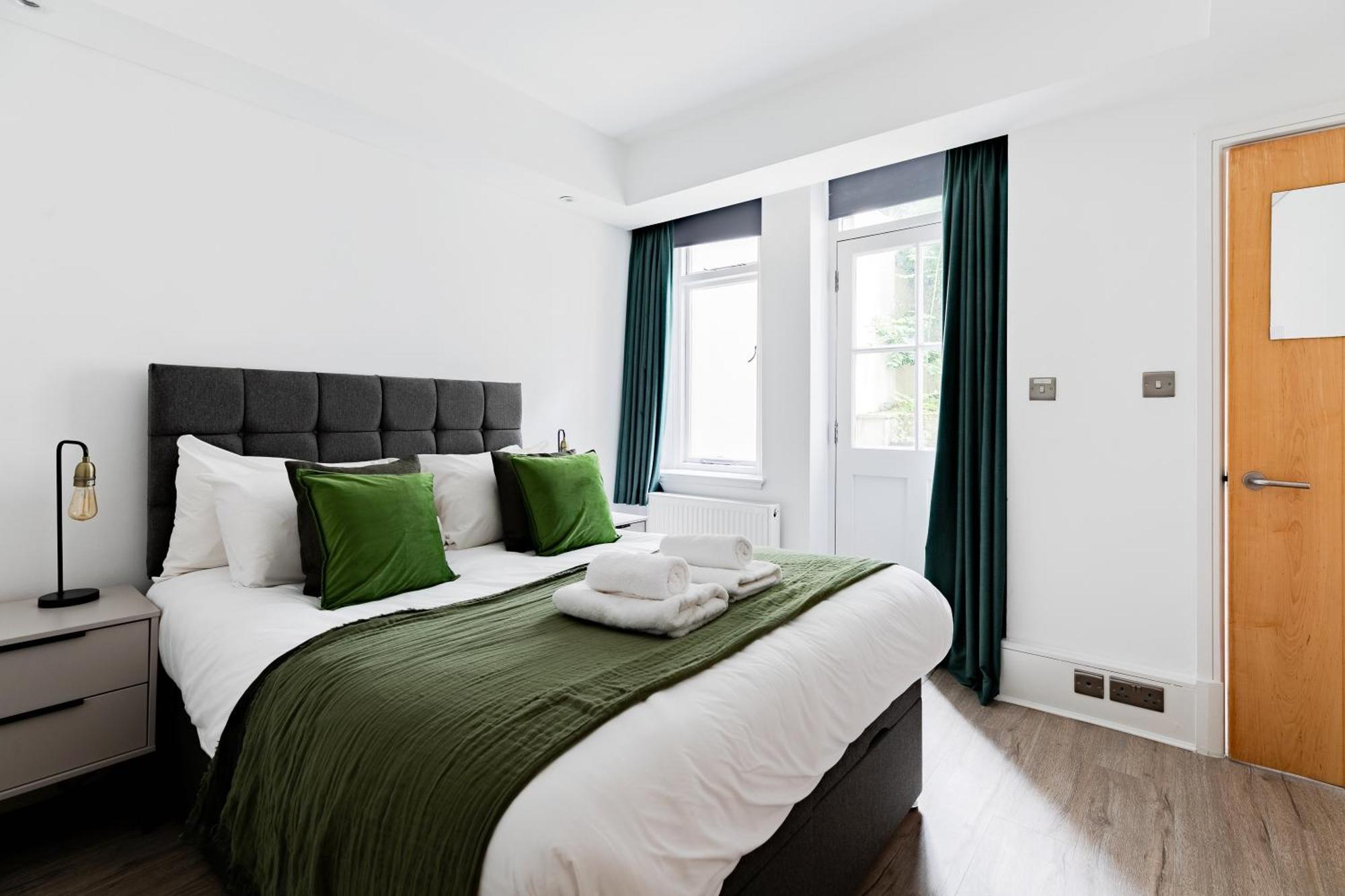 Kensington Prime Serviced * London