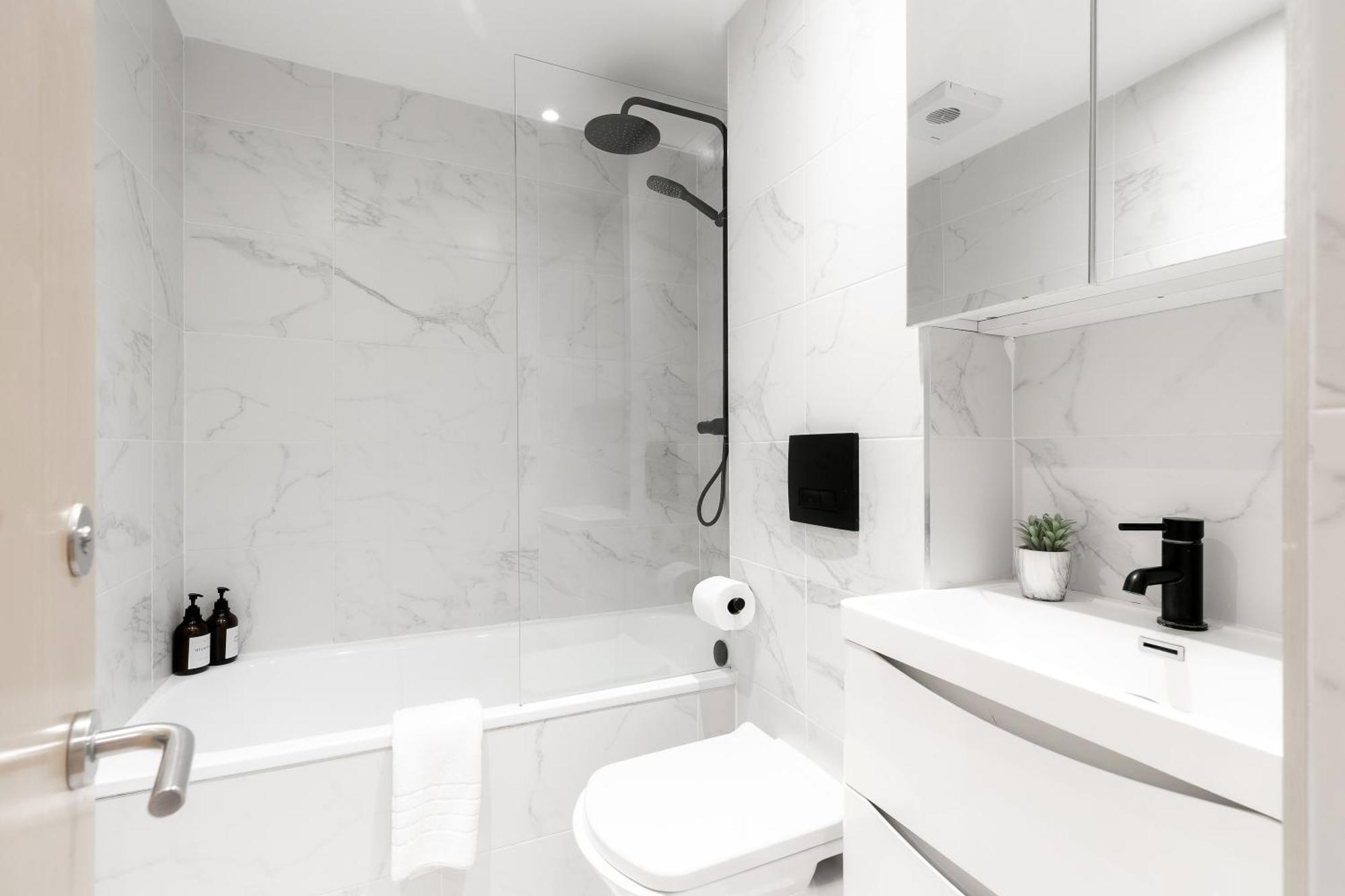 Kensington Prime Serviced Apartment *