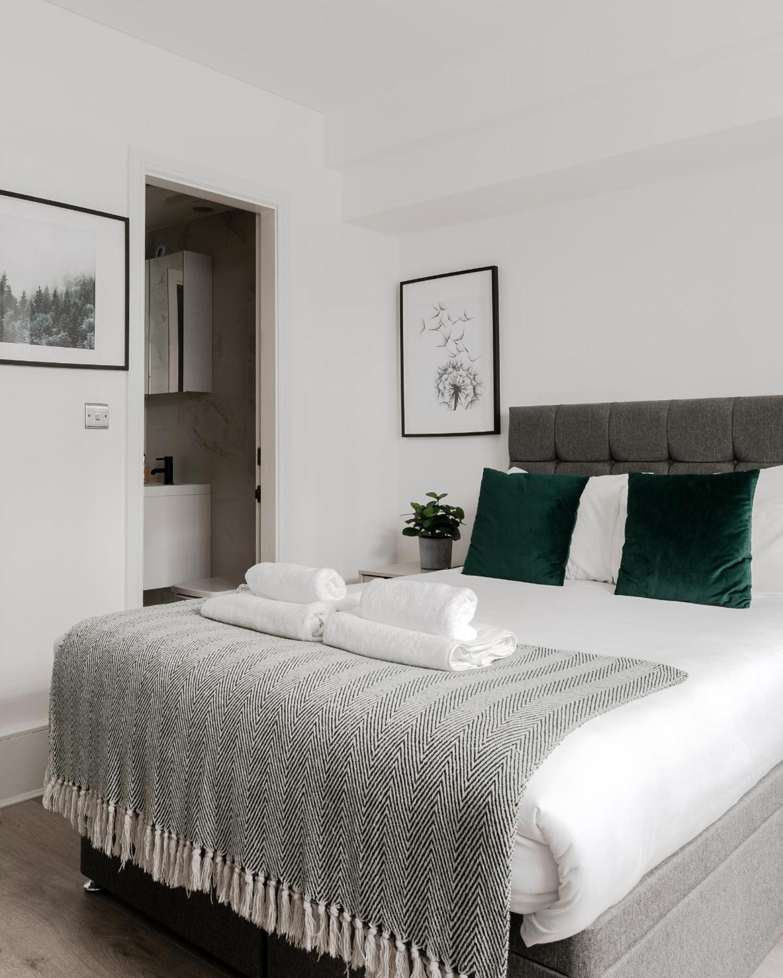 Apartment Kensington Prime Serviced London